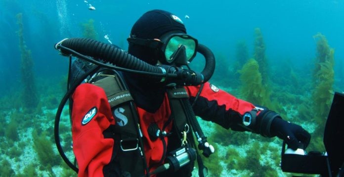 Cancer Claims Life Of Underwater Cameraman Bob Cranston (Photo credit: Wetpixel.com)