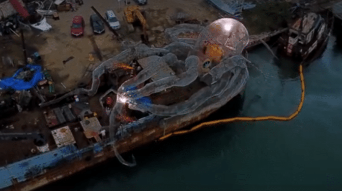 Wreck Sunken in BVI with 80ft Kraken on board