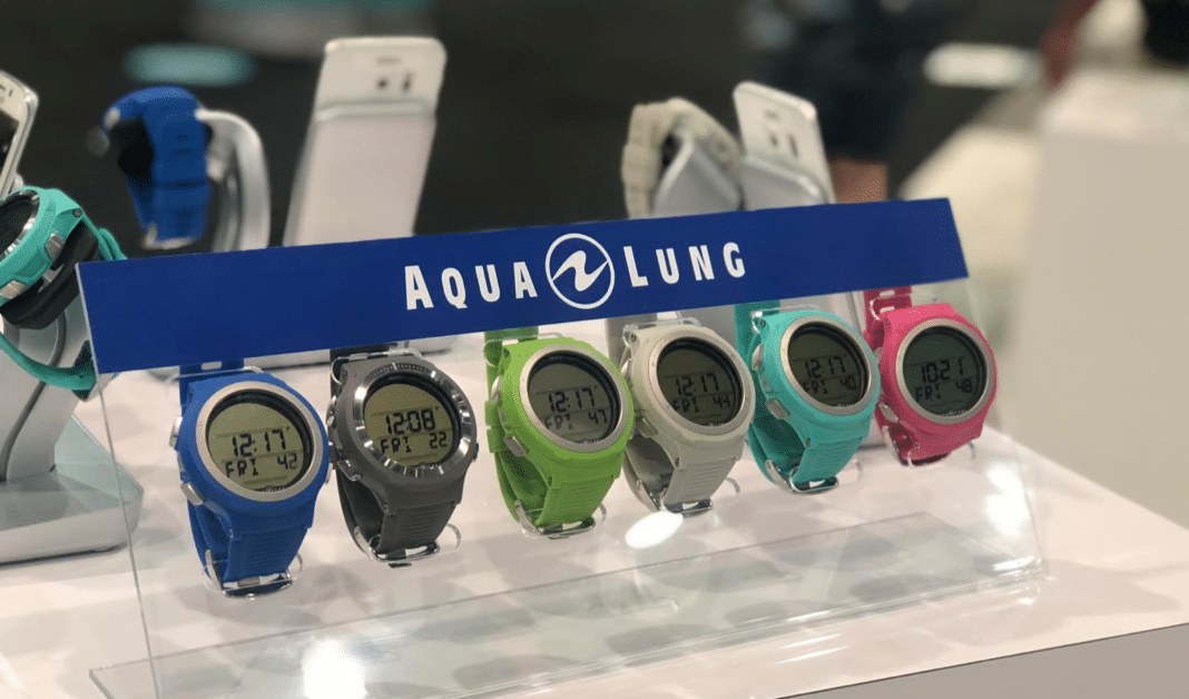 AquaLung's new I200C dive watch.