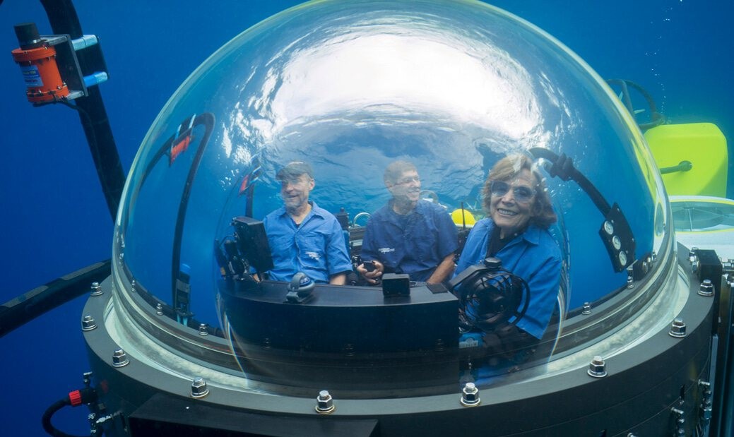 Dr. Sylvia Earle Celebrates Expanded Marine Protected Area in the Galápagos Islands Hope Spot (Image credit: Kip Evans/Mission Blue)