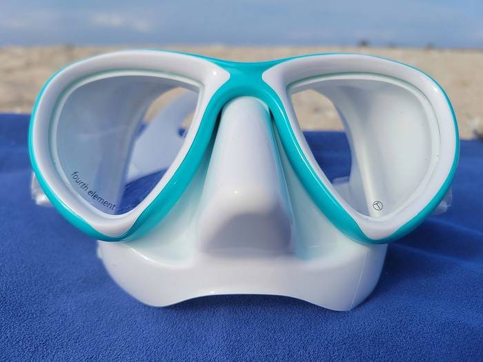 Fourth Element Aquanaut mask in White/Clarity