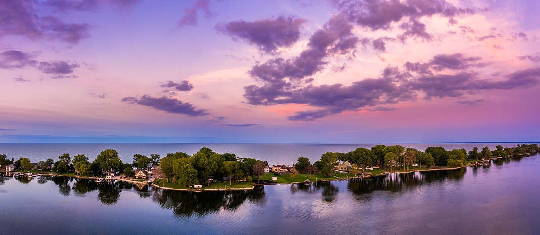 Aerial panorama of the Ceder Point peninsula on Lake Erie at dusk (Adobe Stock)
